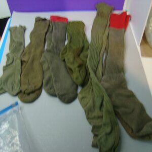 LOT OF 6 MEN’S OFFICIAL BOY SCOUTS OF AMERICA SCOUT SOCKS.